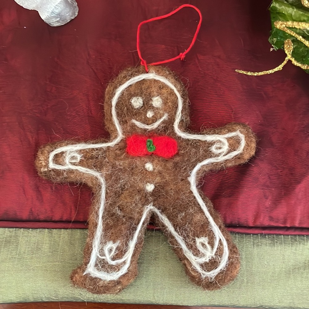 Hand crafted needle felted cinnamon scented air freshener ornaments oil infused - Picture 6 of 9